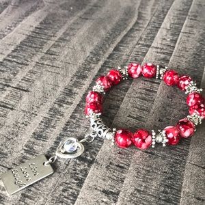 Beautiful “Live, Love, Laugh Bracelet